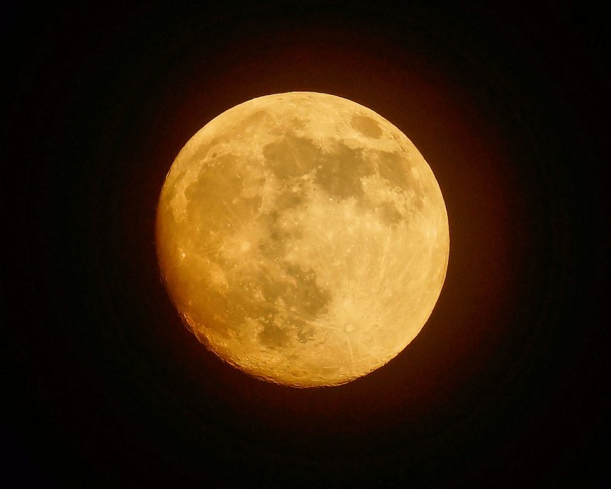 The Road to Mars Is Paved in Lunar Rock (Op-Ed)